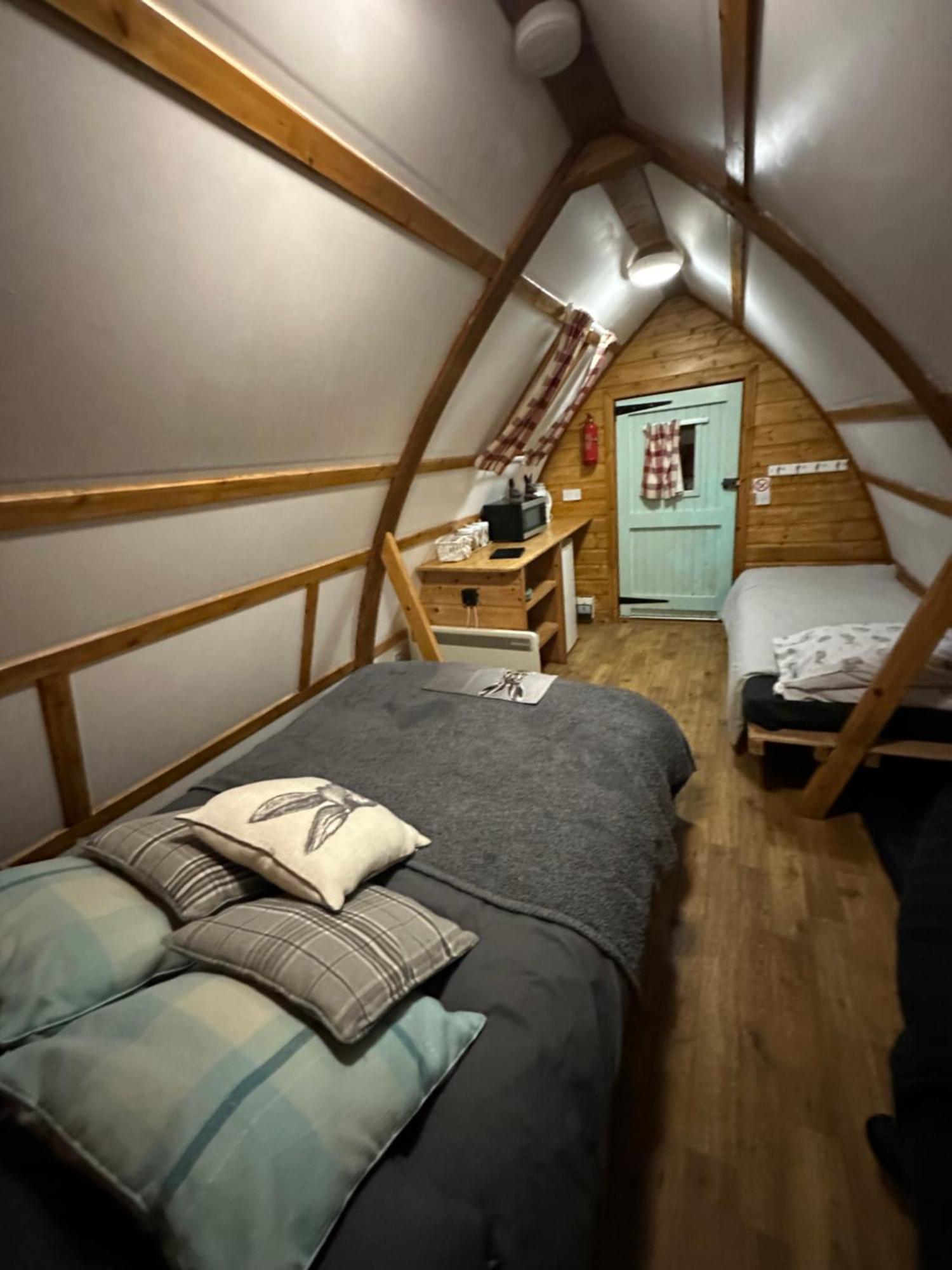 Glamping Life Retreat Apartment Nantmel Exterior foto