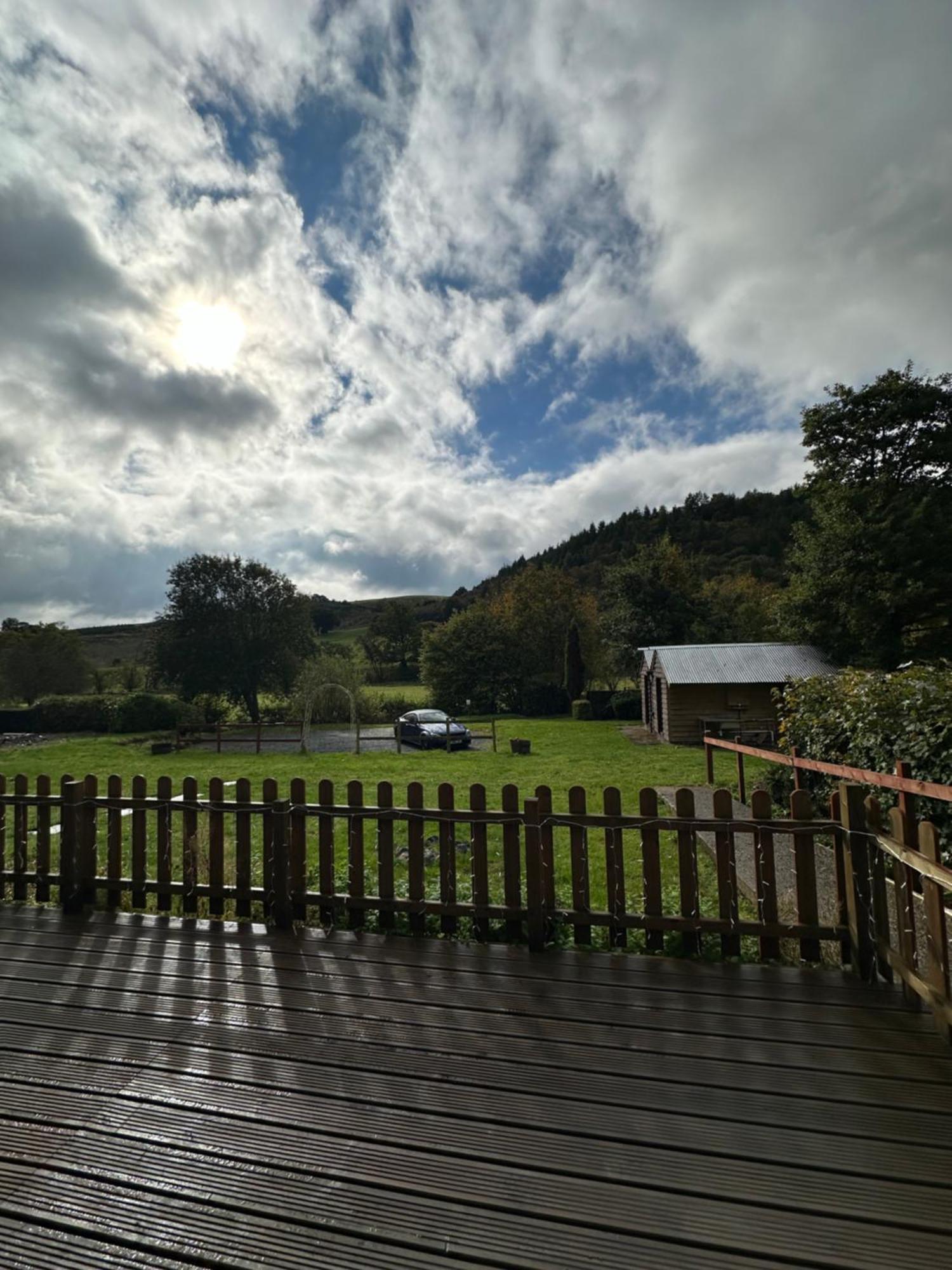 Glamping Life Retreat Apartment Nantmel Exterior foto